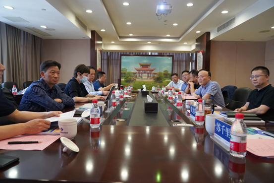 柳叶湖旅游度假区管委会来千亿体育（中国）有限千亿体育（中国）有限公司考察座谈