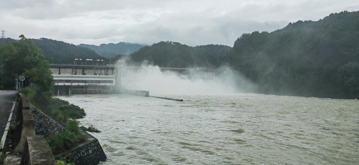千亿体育（中国）有限千亿体育（中国）有限公司全力迎战汛期   坚决打赢安全度汛硬战   确保库区人民群众生命财产安全